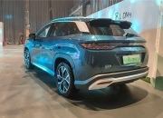 比亚迪第五代DM技术再进化，NEDC百公里亏电油耗刷新至2.6L