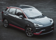 哪吒汽车第40万台量产车暨首批哪吒L量产车下线