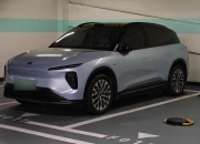 2023新能源车市战火升级：新势力销冠易主，比亚迪年销超300万