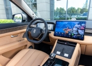 正面硬碰硬 理想L6 Max对决问界M7智驾版