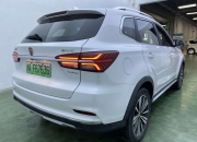 综合油耗仅为1.27升 荣威D5X正式首发